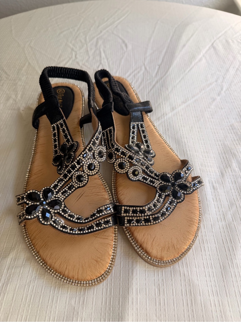 Women's Black Jeweled T-Strap Sandals with Elastic Back